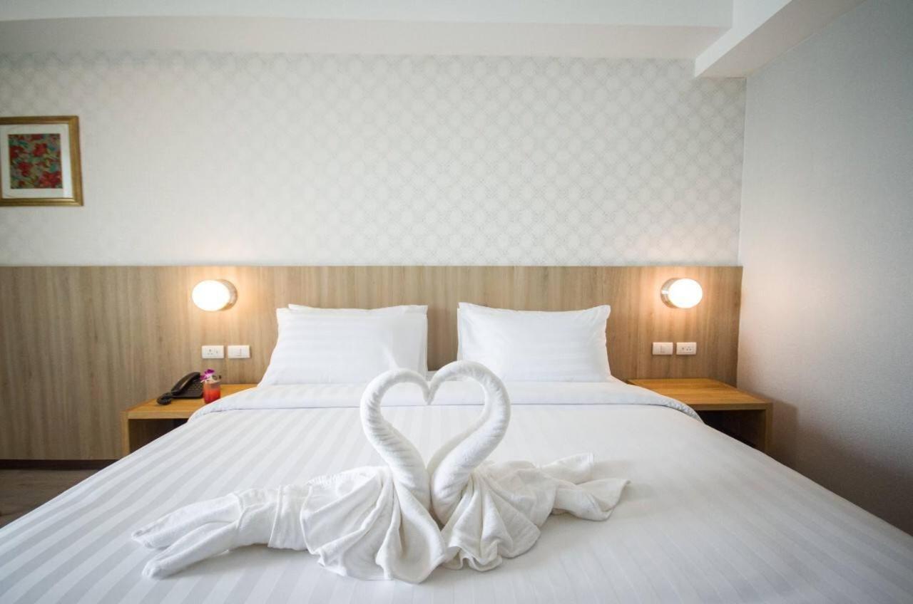Marsi Hotel @ Bangchak Банкок Екстериор снимка