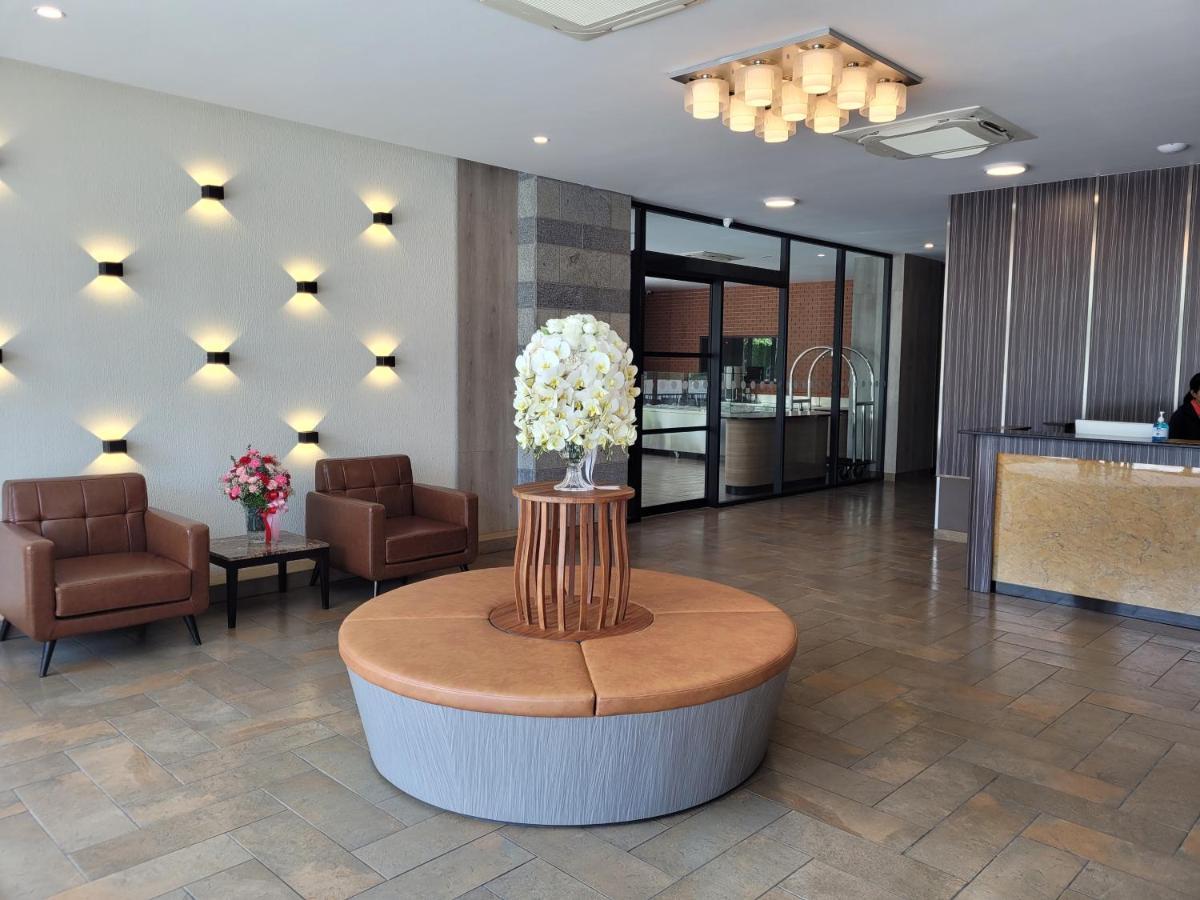 Marsi Hotel @ Bangchak Банкок Екстериор снимка