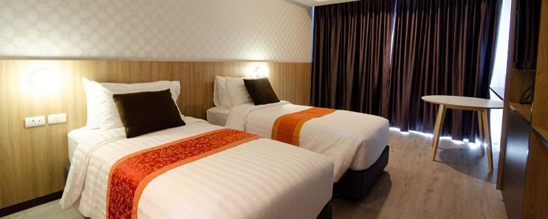 Marsi Hotel @ Bangchak Банкок Екстериор снимка
